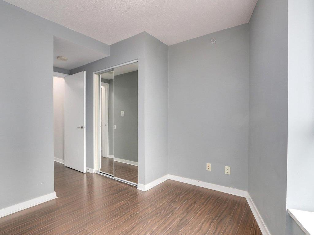 Listing Image for R3087019