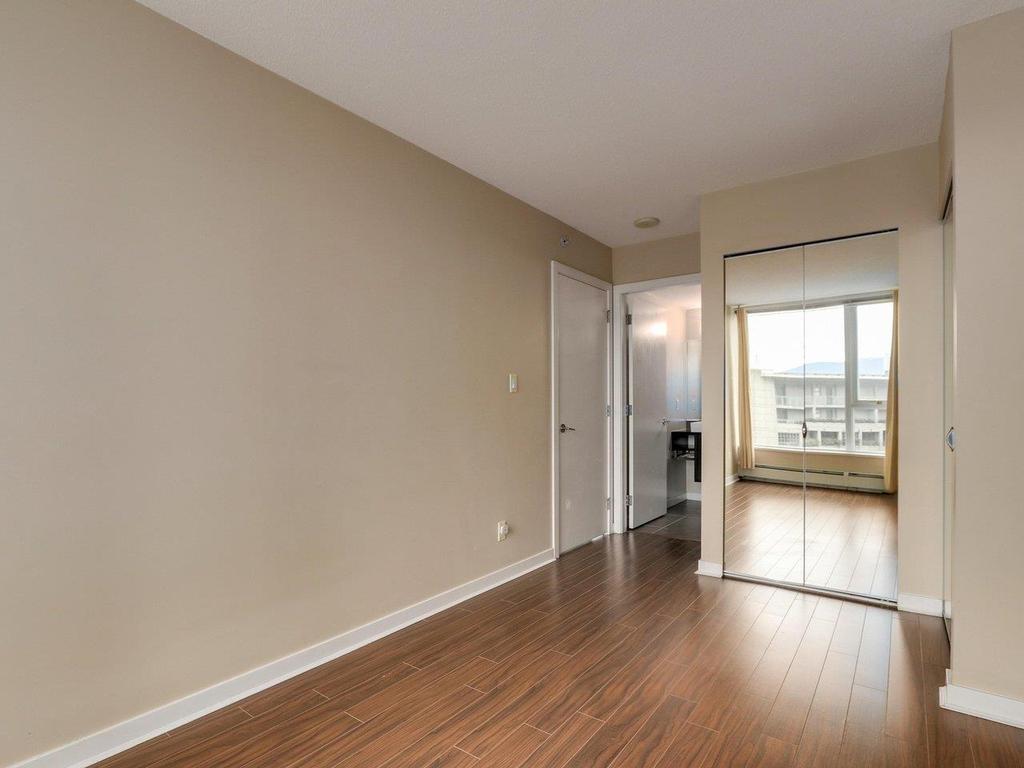 Listing Image for R3087019