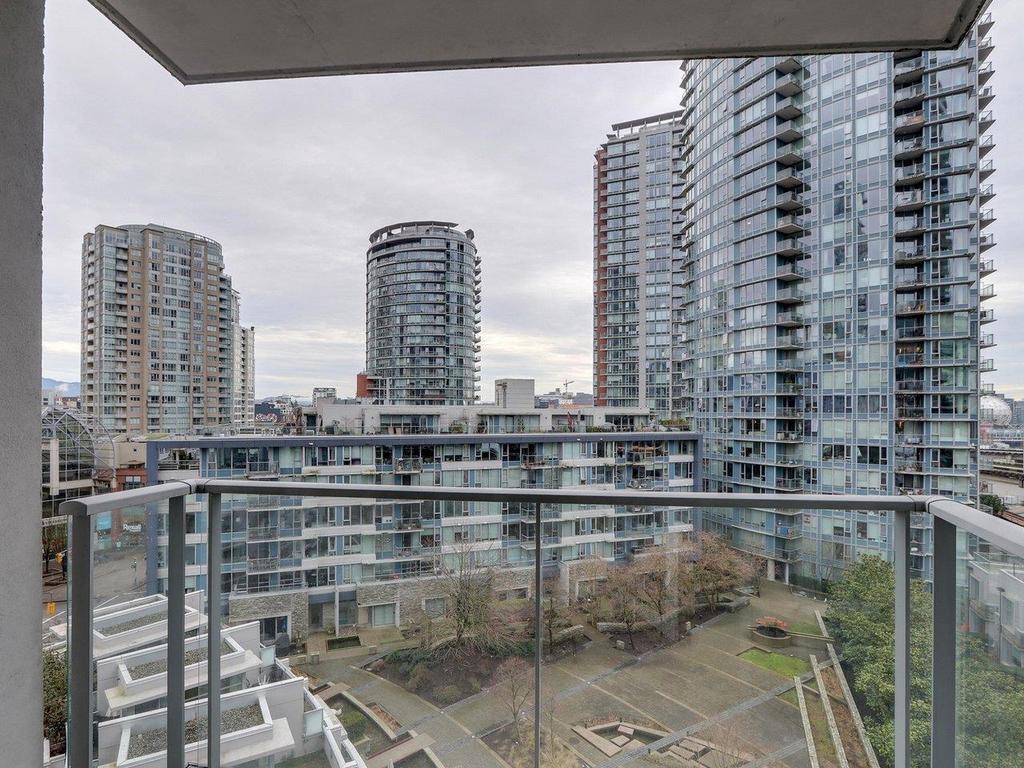 Listing Image for R3087019