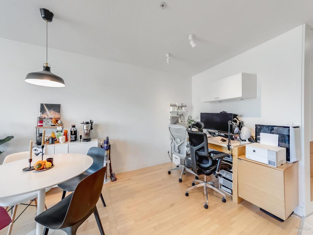 Listing Image for R3087024