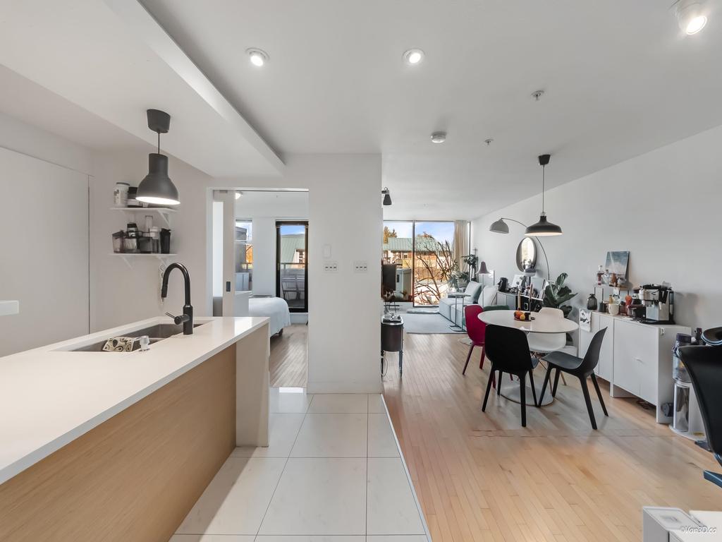 Listing Image for R3087024