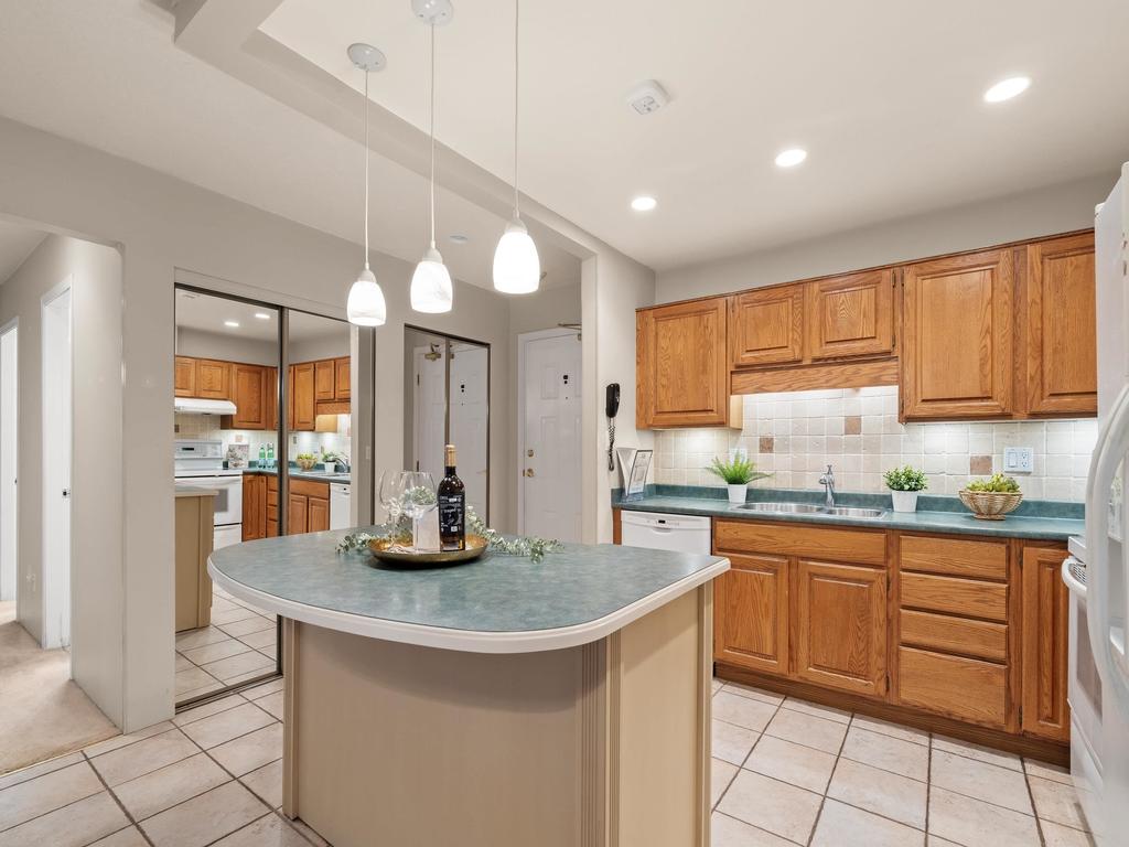 Listing Image for R3087037