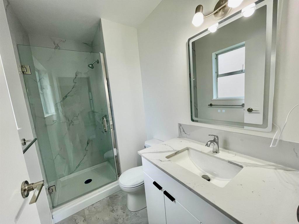 Listing Image for R3087039