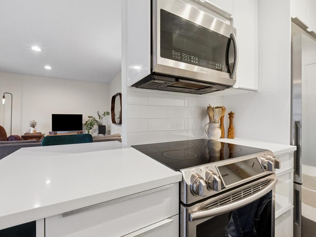 Listing Image for R3087042