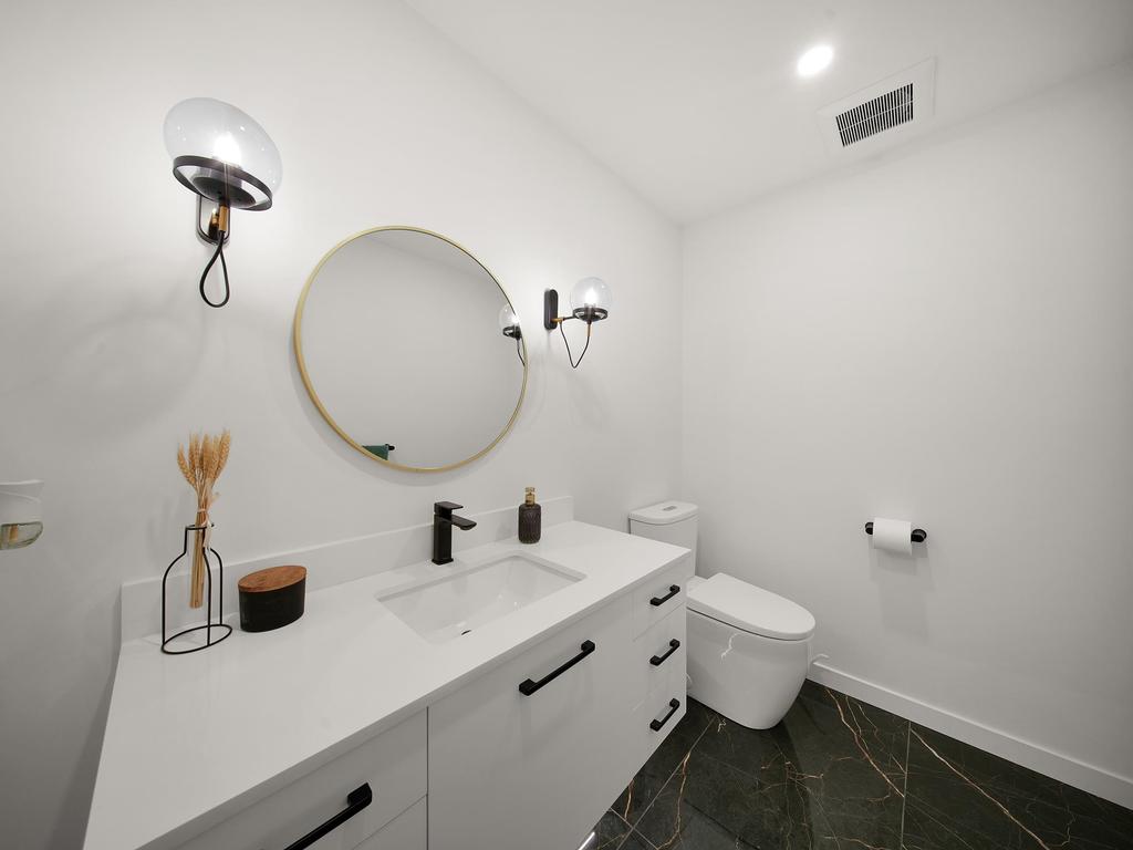 Listing Image for R3087049