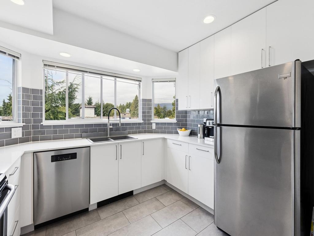 Listing Image for R3087055