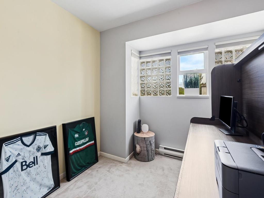 Listing Image for R3087055