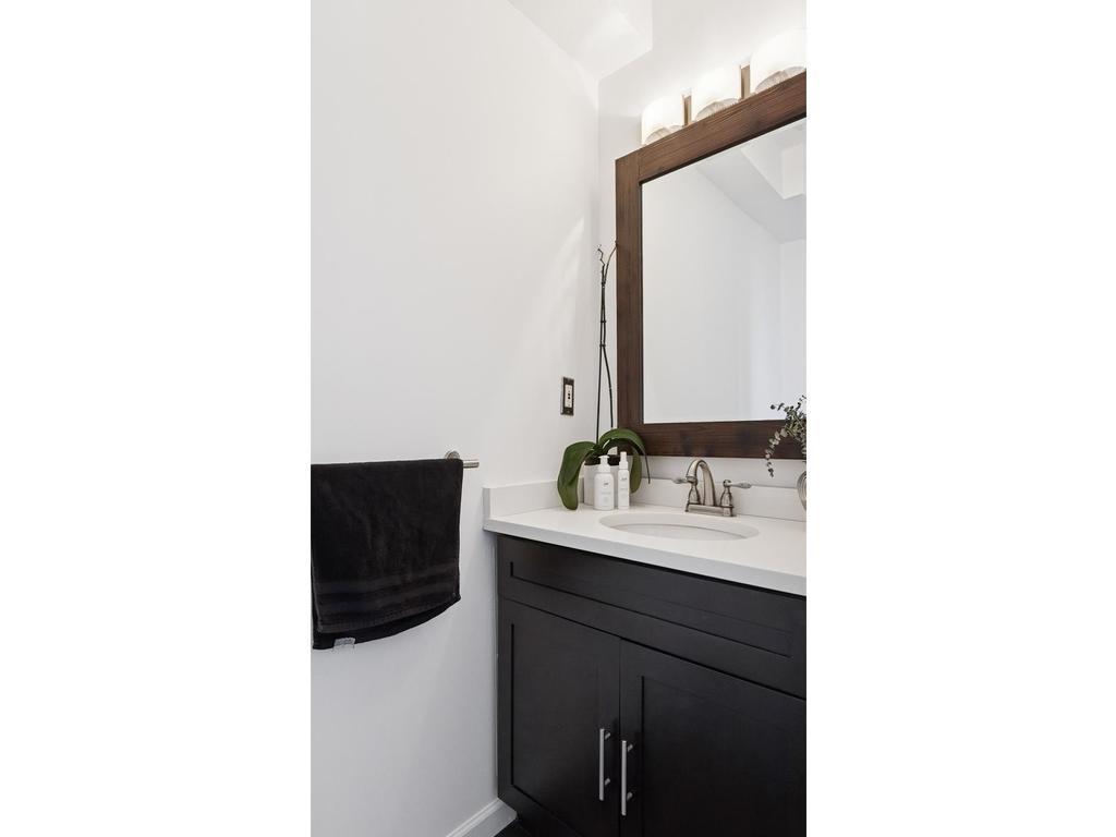 Listing Image for R3087055