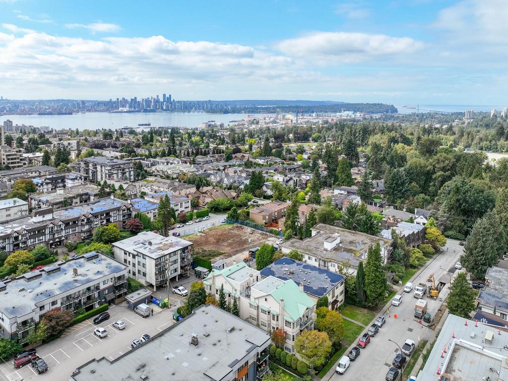 Listing Image for R3087055