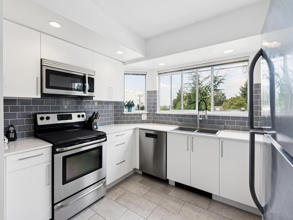 Listing Image for R3087055