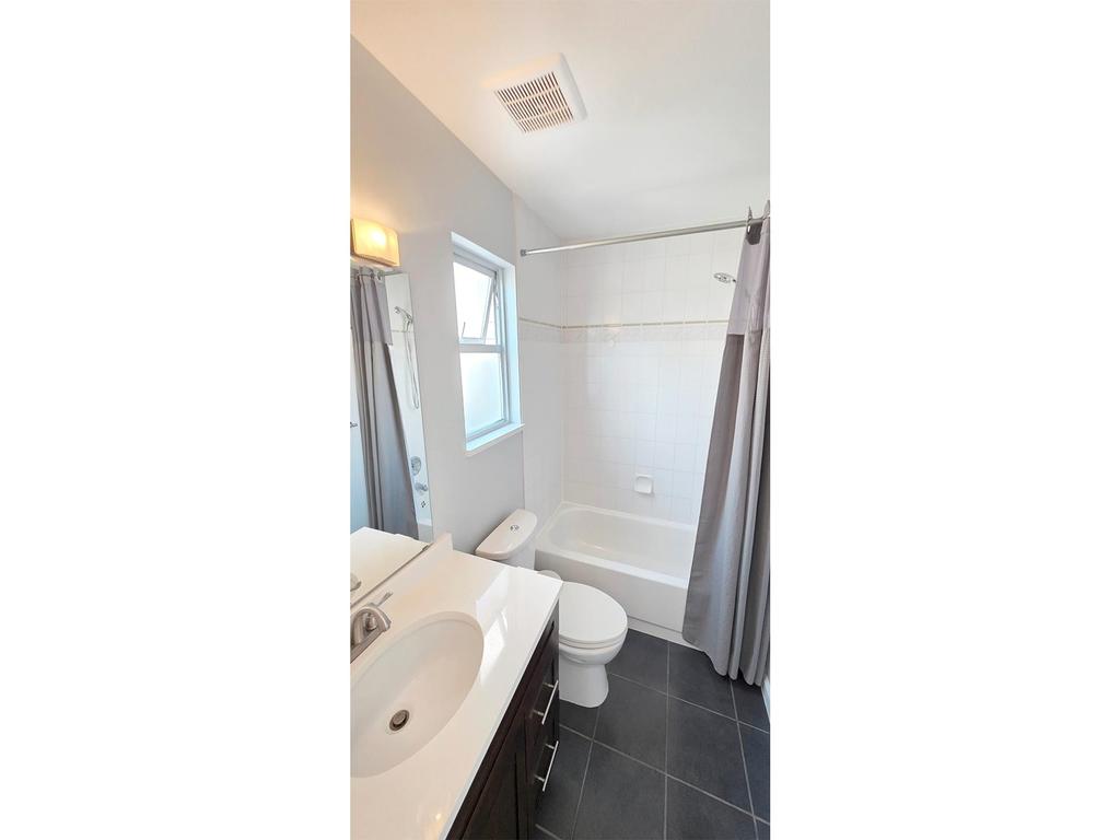 Listing Image for R3087055