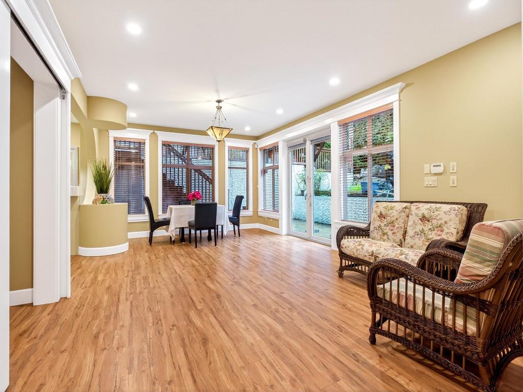 Listing Image for R3087059