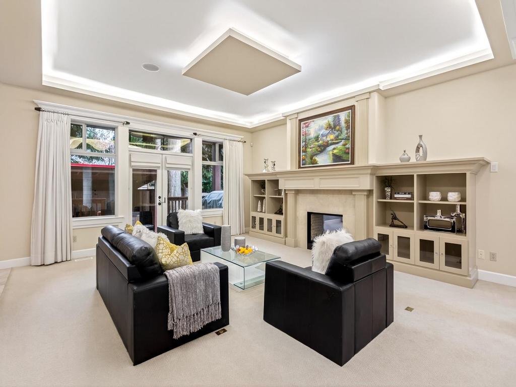 Listing Image for R3087059