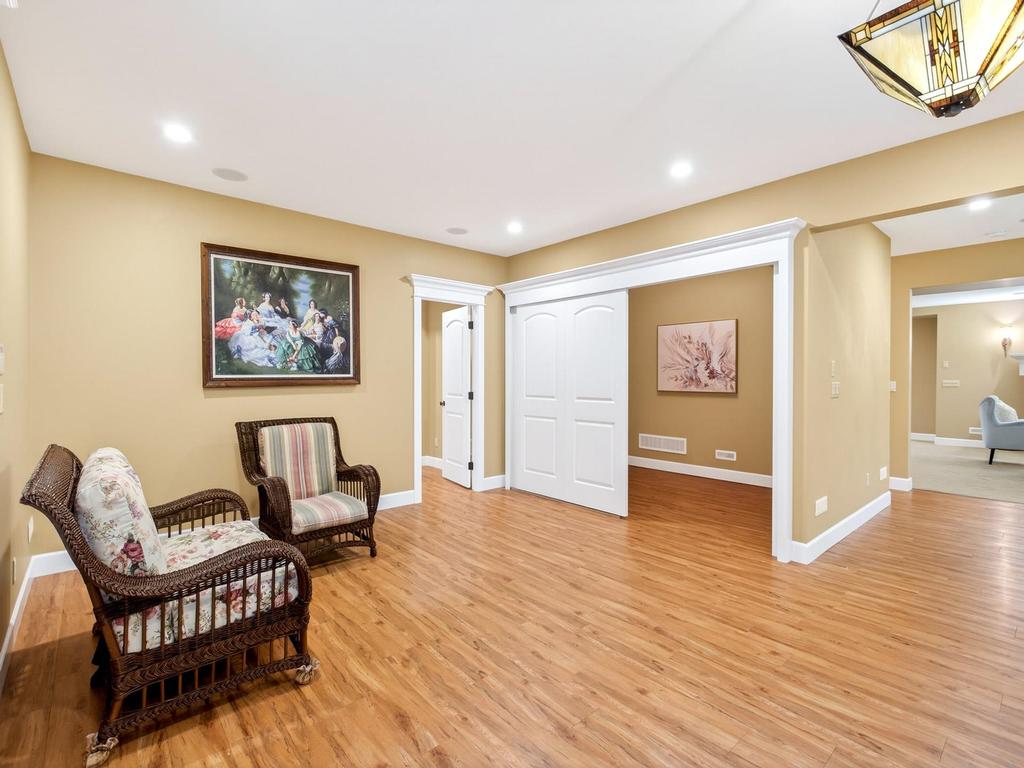 Listing Image for R3087059