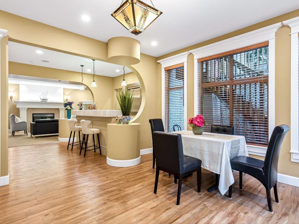 Listing Image for R3087059