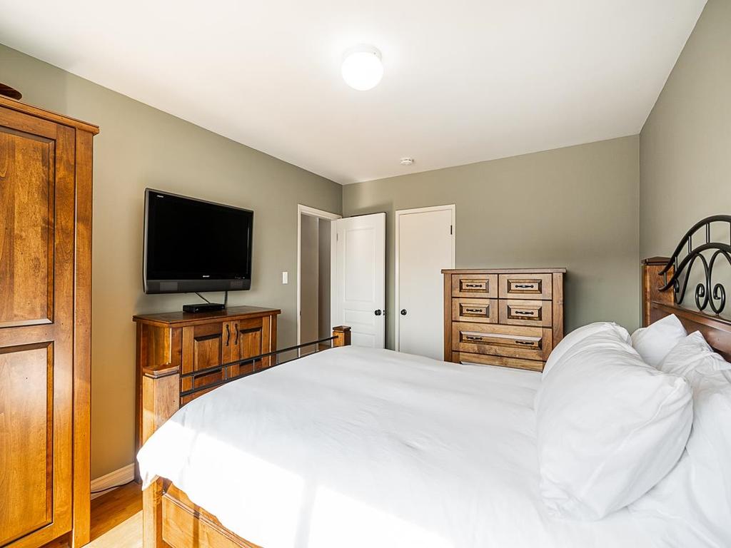 Listing Image for R3087061