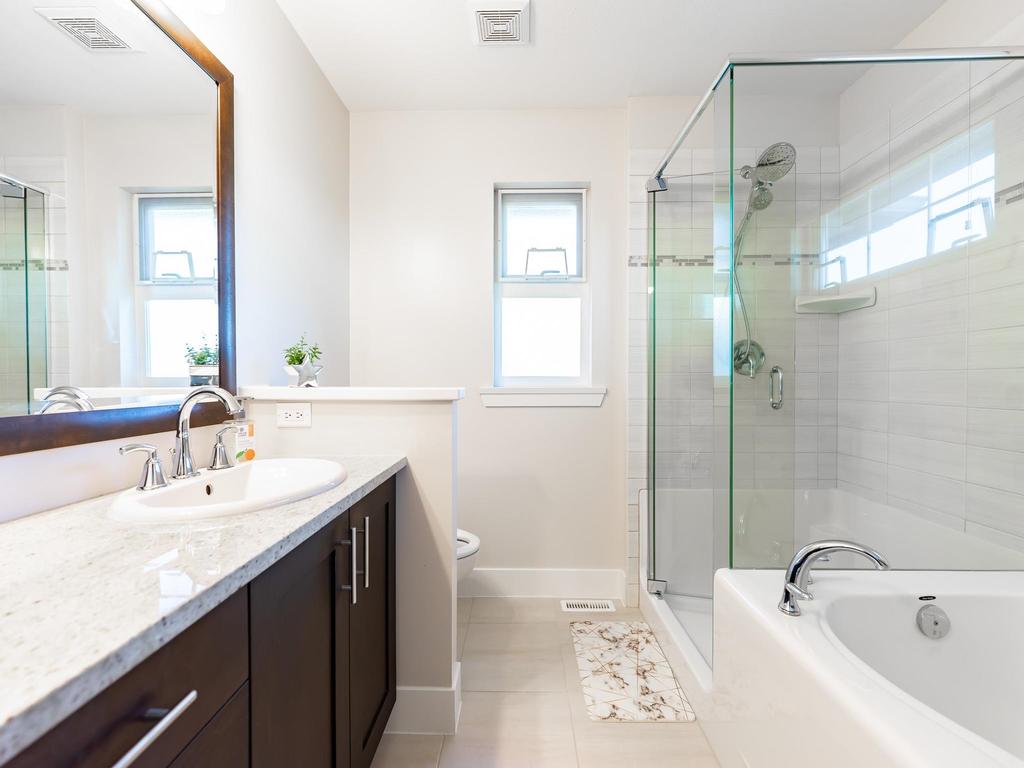 Listing Image for R3087082