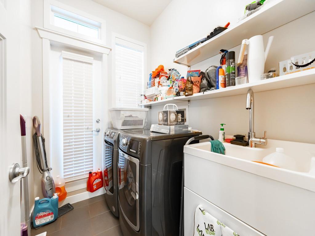 Listing Image for R3087082