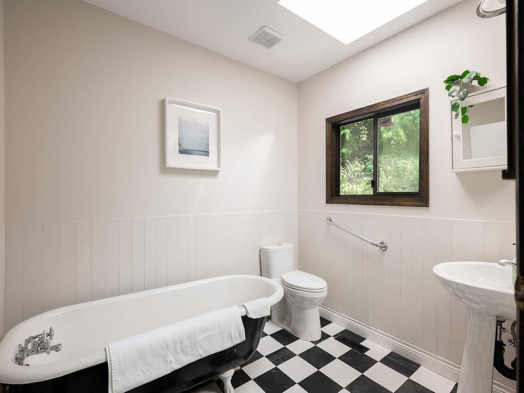 Listing Image for R3087083