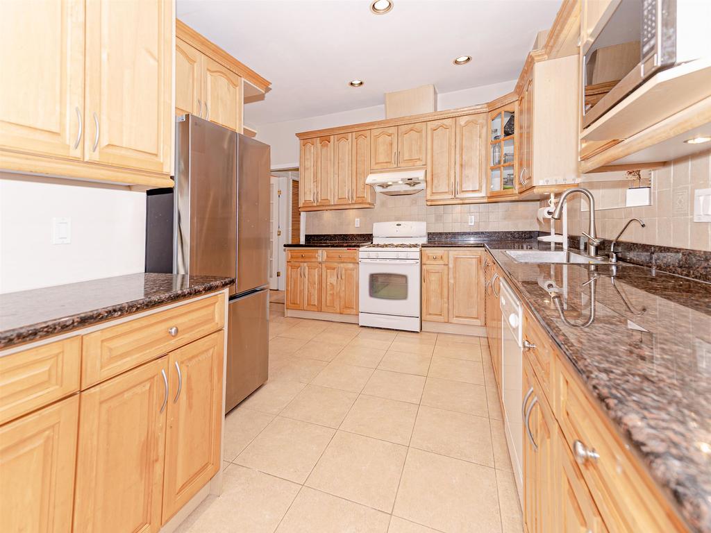 Listing Image for R3087085