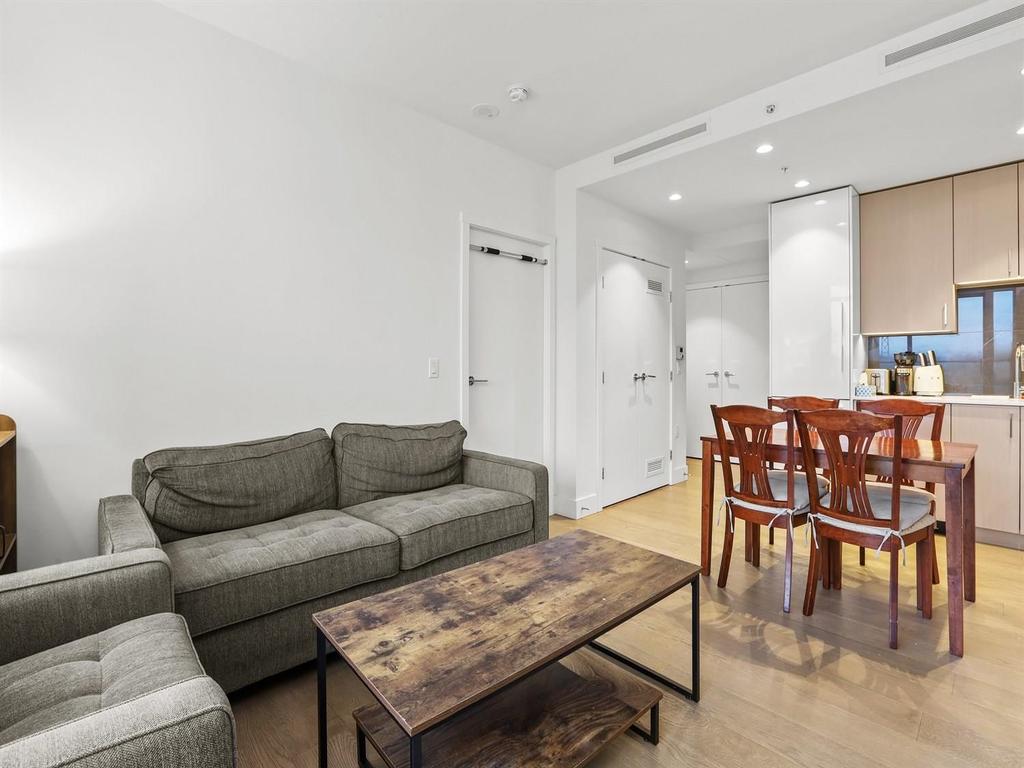 Listing Image for R3087135