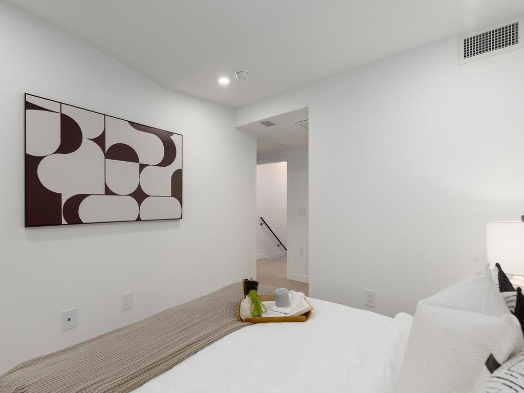 Listing Image for R3087153