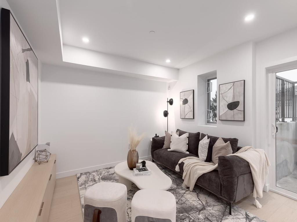 Listing Image for R3087158