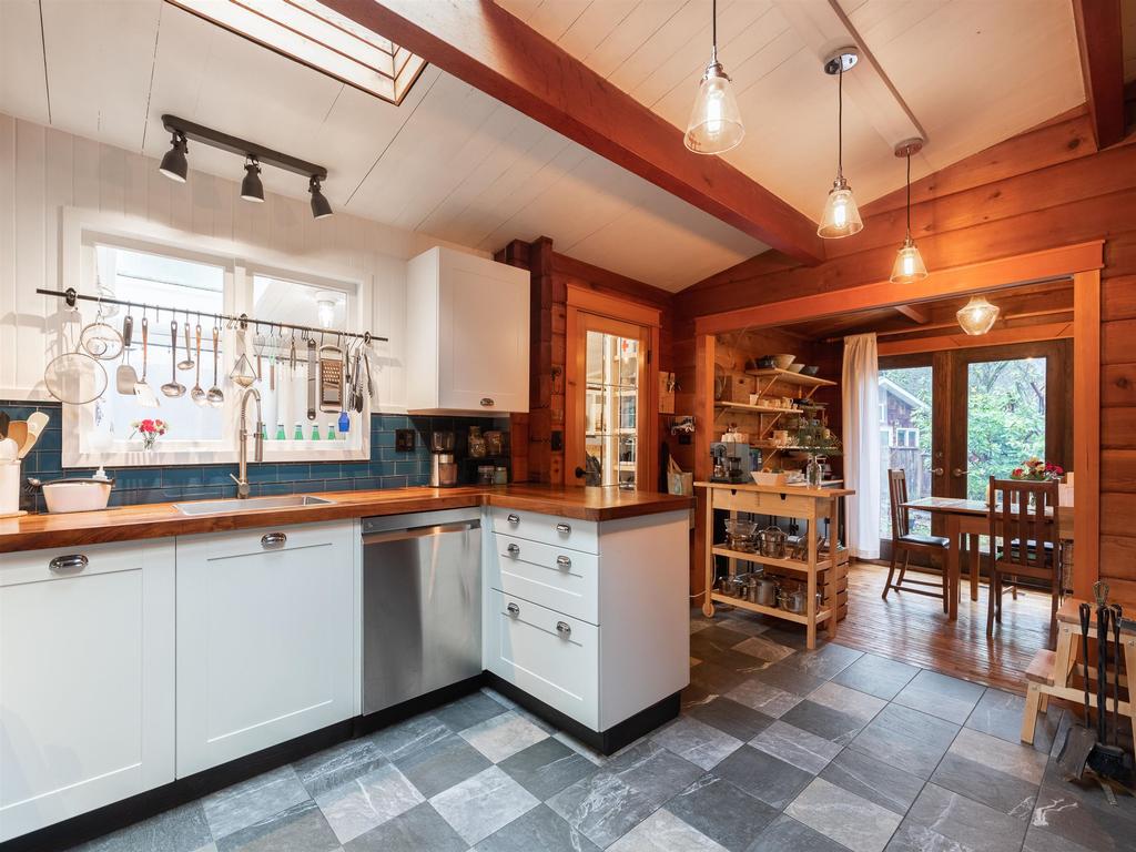 Listing Image for R3087198