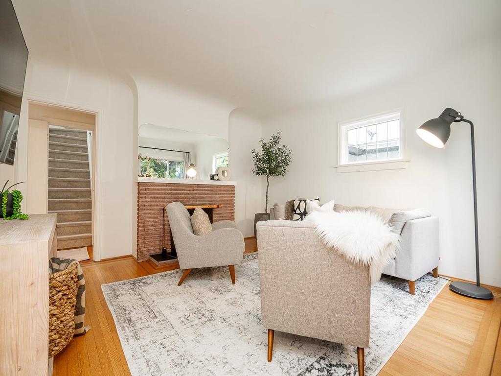 Listing Image for R3087267