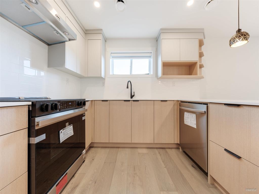 Listing Image for R3087272