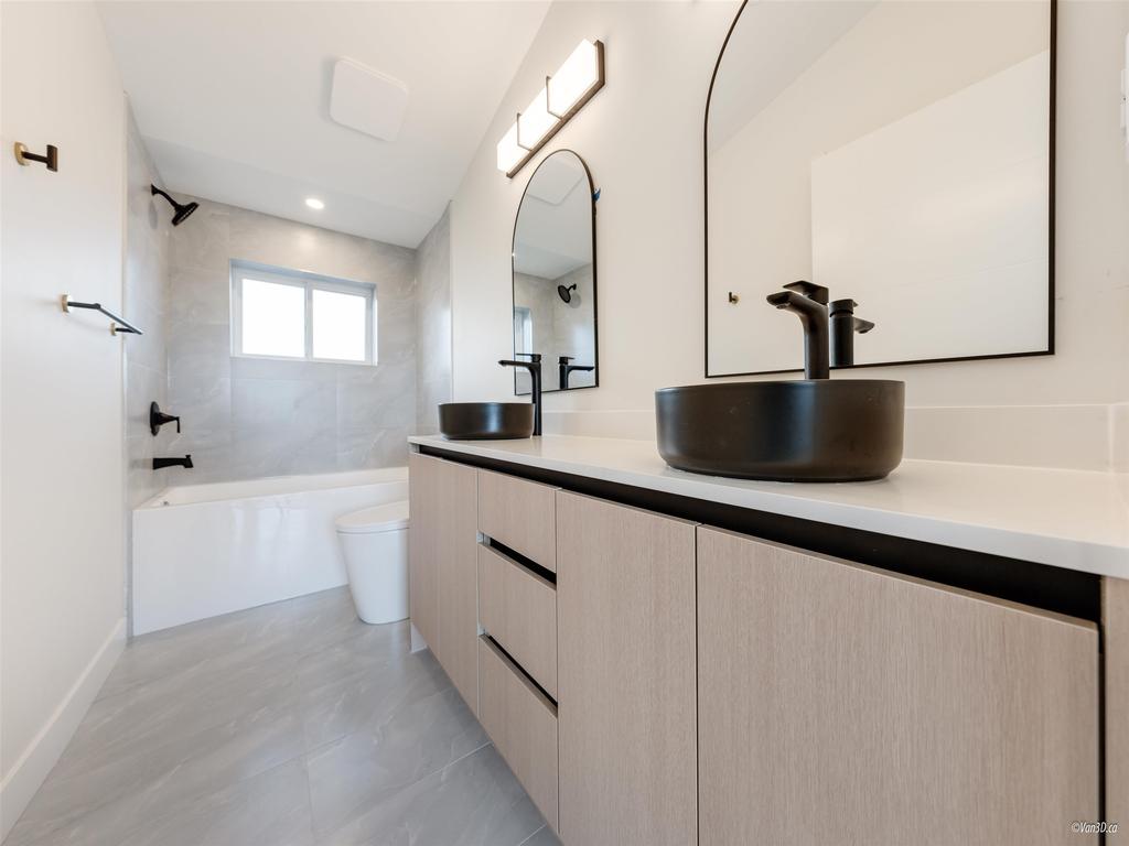 Listing Image for R3087272