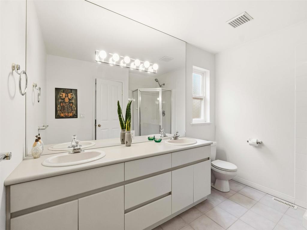 Listing Image for R3087327