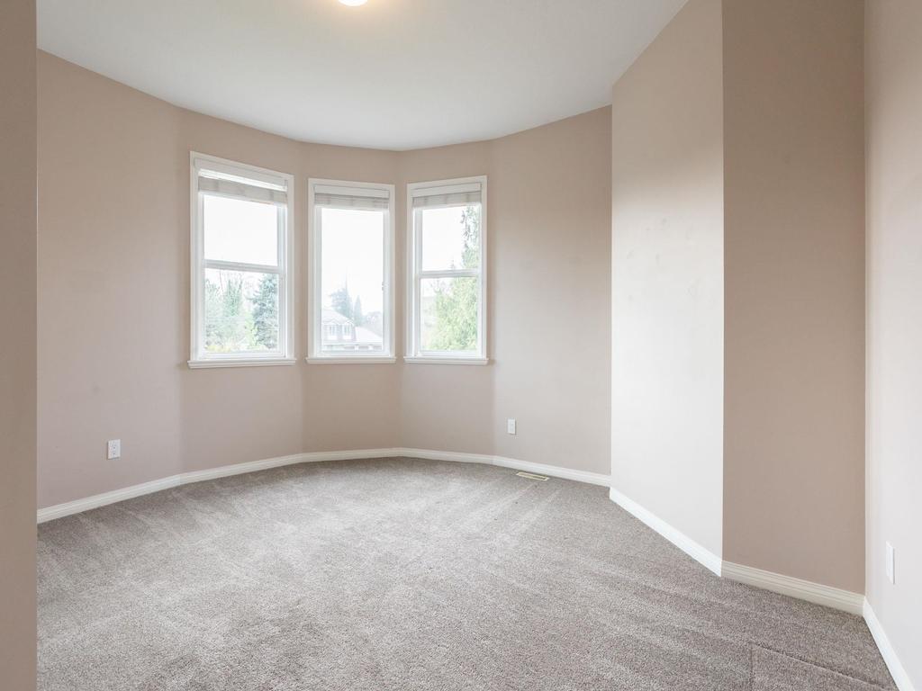 Listing Image for R3087336