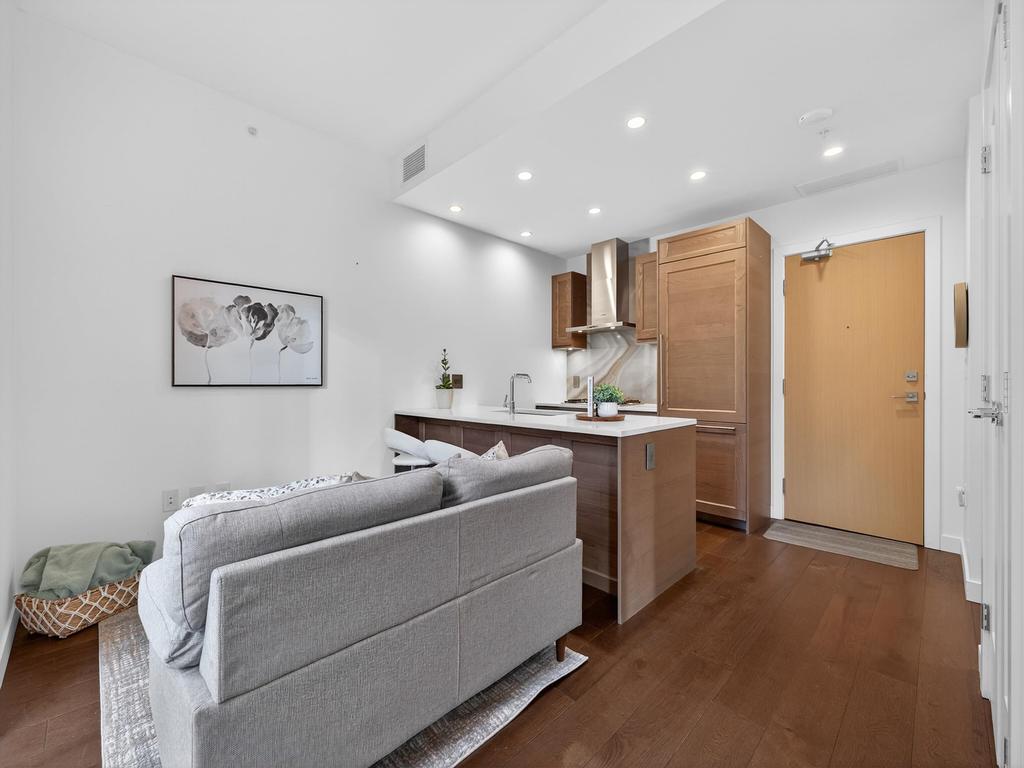 Listing Image for R3087342