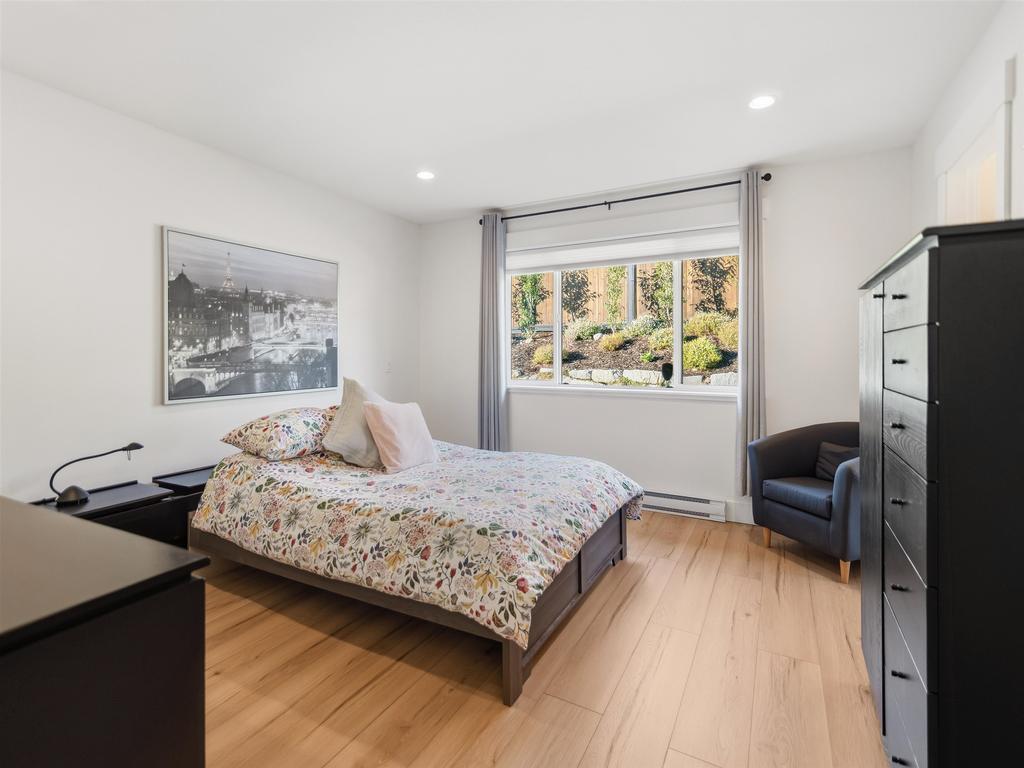 Listing Image for R3087357