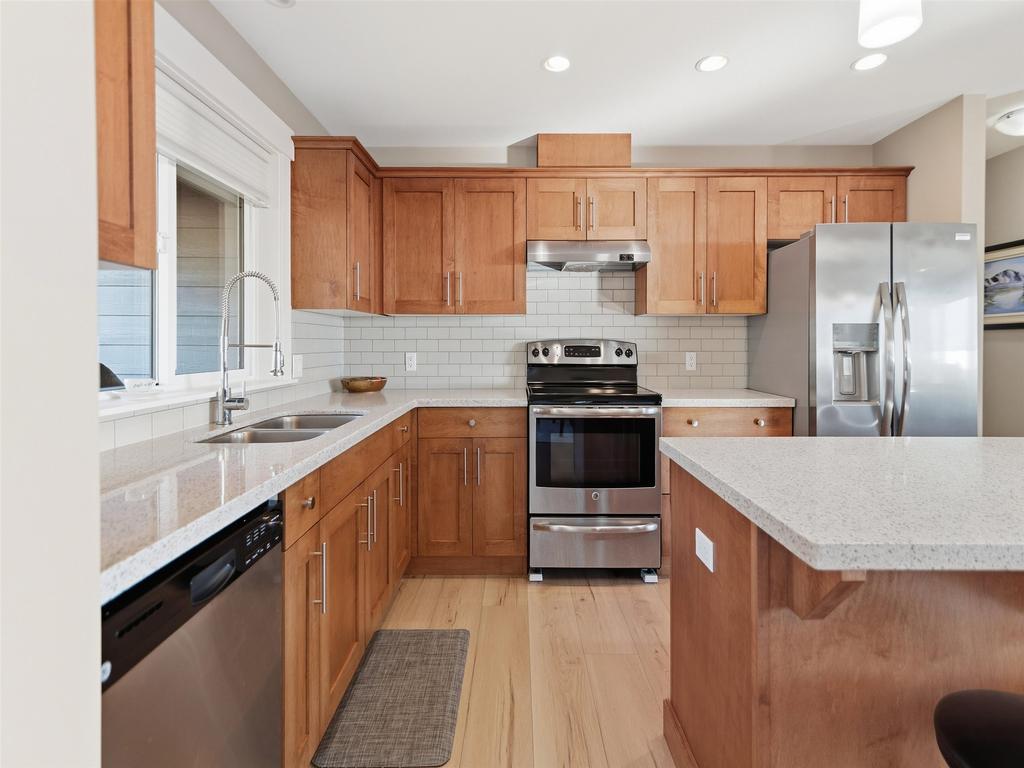 Listing Image for R3087357