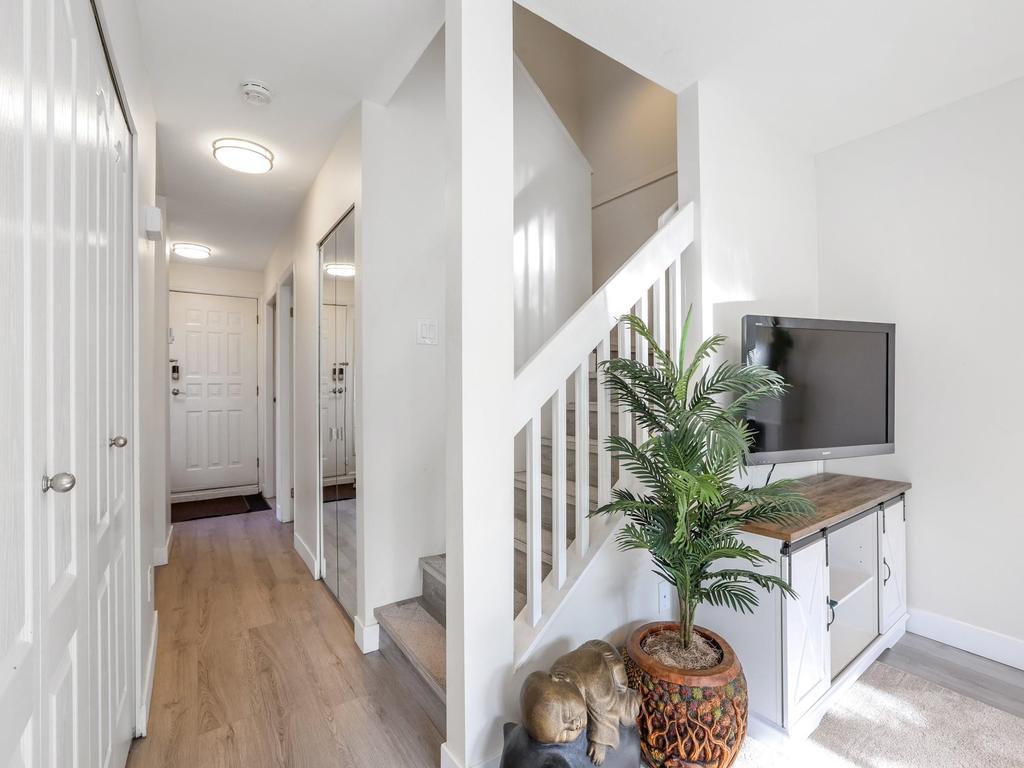 Listing Image for R3087362