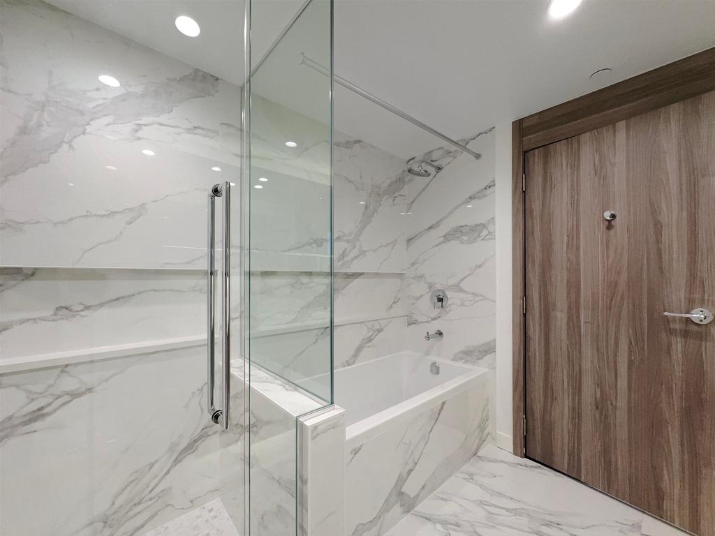 Listing Image for R3087372