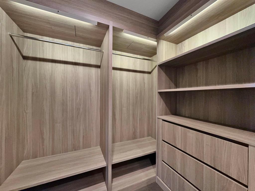 Listing Image for R3087372