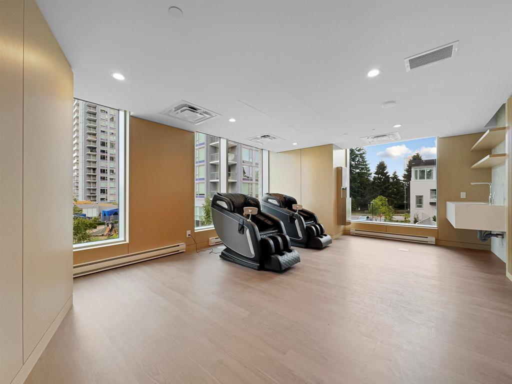 Listing Image for R3087372