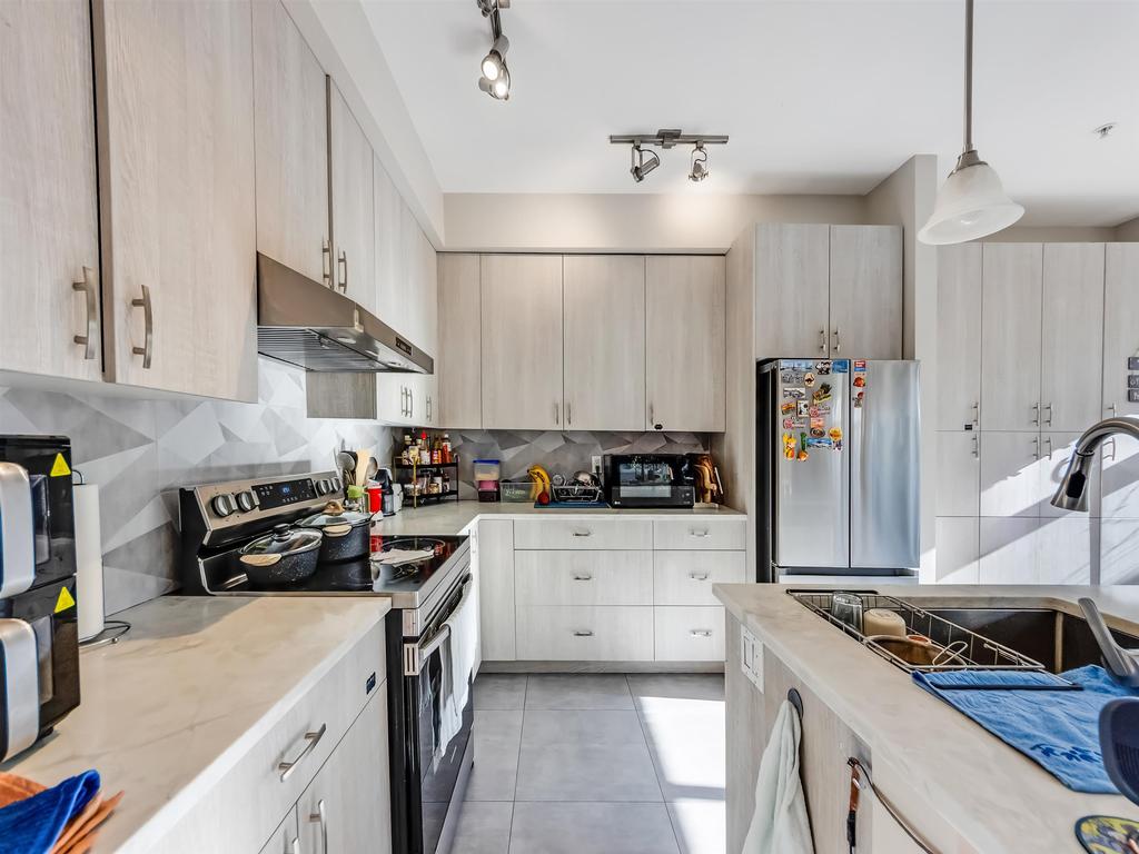 Listing Image for R3087373