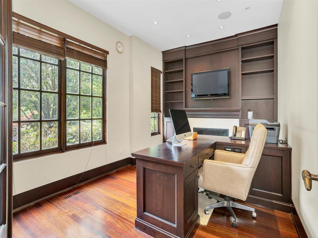 Listing Image for R3087377