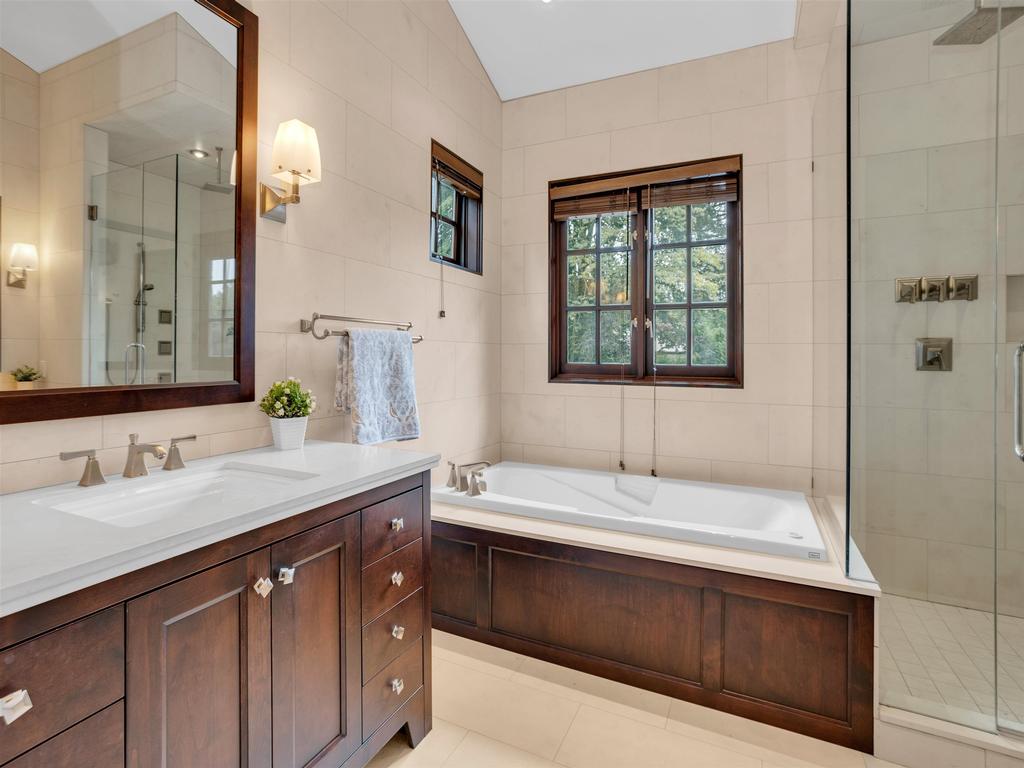 Listing Image for R3087377