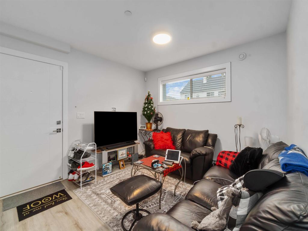 Listing Image for R3087384