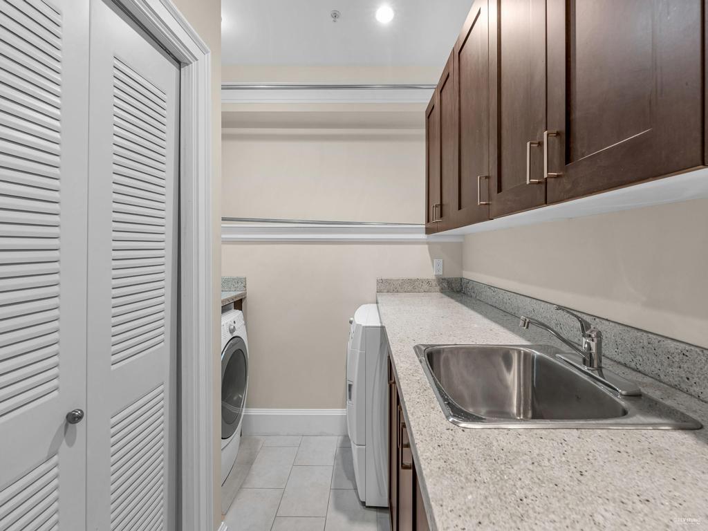 Listing Image for R3087398
