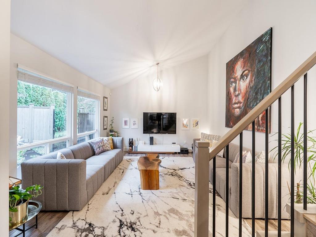 Listing Image for R3087405