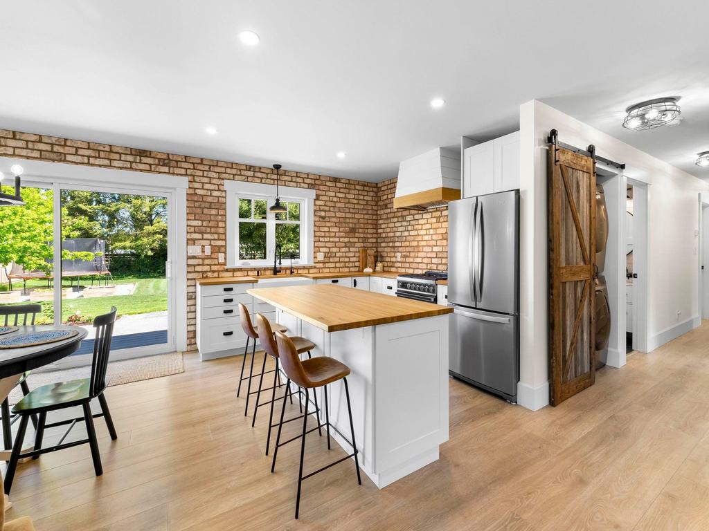 Listing Image for R3087423