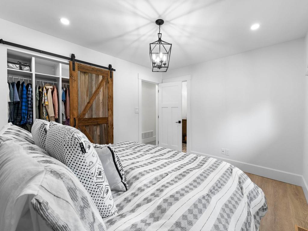 Listing Image for R3087423