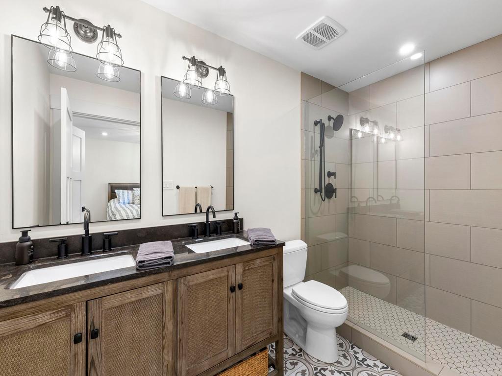 Listing Image for R3087423