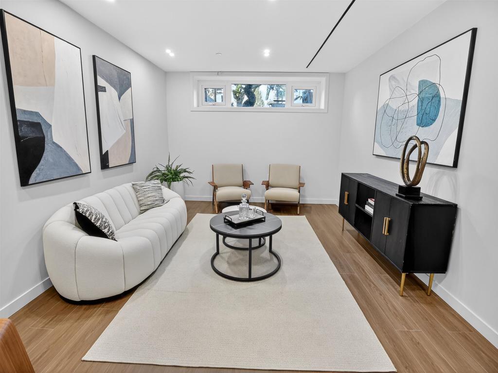 Listing Image for R3087436